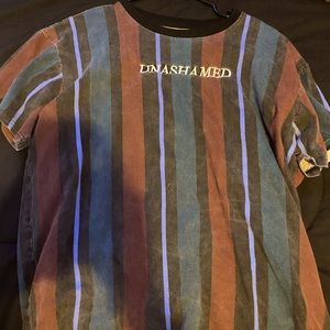 2 short sleeves are M. Long sleeve is S